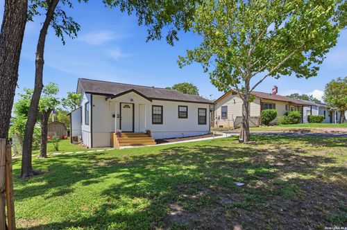 142 Pennystone Ave, San Antonio, TX, 78223-1821 | Card Image