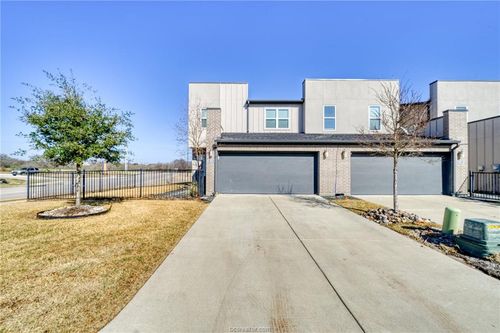 3900 Yukon Ln, College Station, TX, 77845-2093 | Card Image