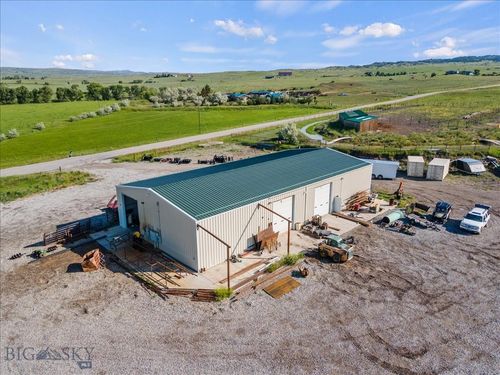 205 Howie Rd, Big Timber, MT, 59011-7802 | Card Image