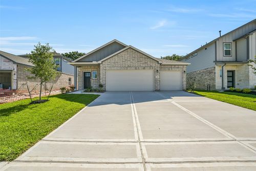 240 Harlingen Dr, Magnolia, TX, 77354-7361 | Card Image