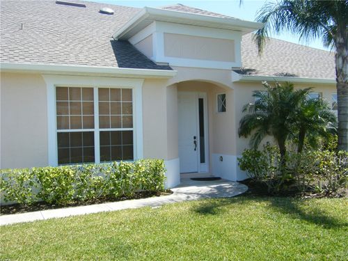 434 N Tangerine Sq Sw, Vero Beach, FL, 32968-3840 | Card Image