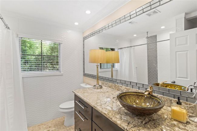 8220 Wateka Cir, House other with 4 bedrooms, 3 bathrooms and null parking in Houston TX | Image 16