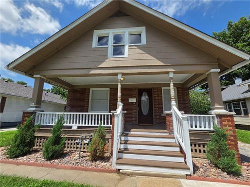 628 S Ash Ave, Independence, MO, 64053-1818 | Card Image