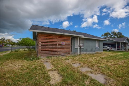4002 Mcardle Rd, Corpus Christi, TX, 78411-4030 | Card Image