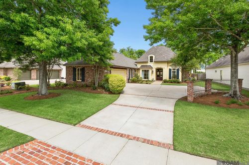 13528 Landmark Dr, Baton Rouge, LA, 70810-0420 | Card Image