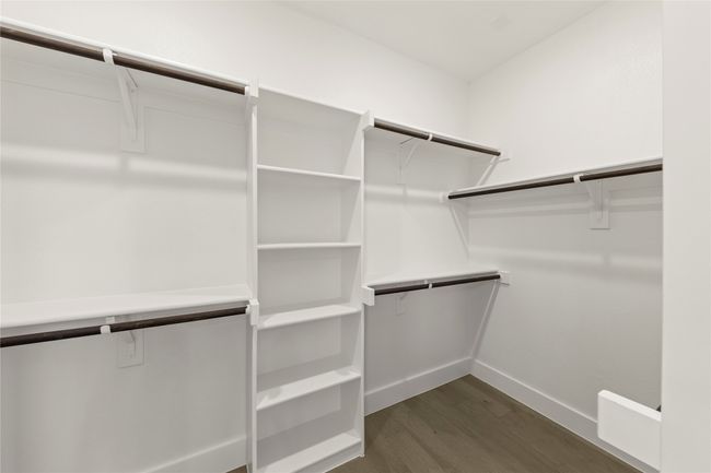 22. 1317 Flamingo - Closet | Image 38