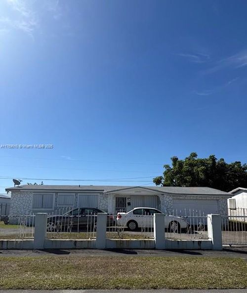 10460 Sw 149th St, Miami, FL, 33176-7778 | Card Image