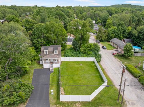 74 Maynesboro St, Berlin, NH, 03570-3379 | Card Image