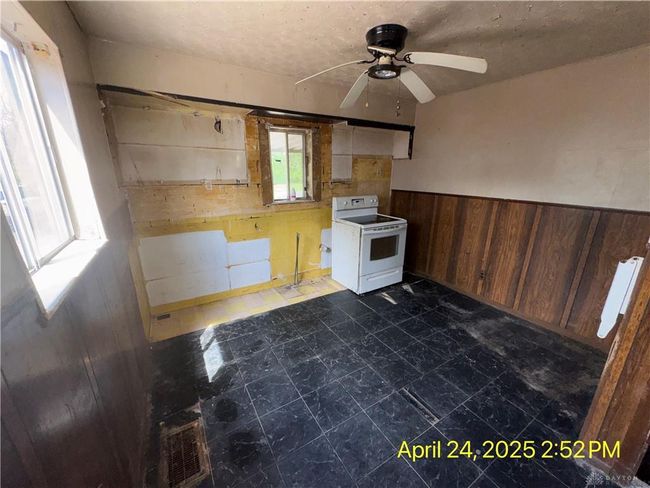5638 Kitridge Rd, House other with 2 bedrooms, 1 bathrooms and null parking in Dayton OH | Image 12