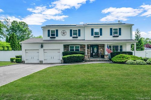 4 Sharon Dr, Coram, NY, 11727-1922 | Card Image