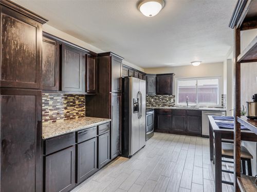 633 Buffalo Bnd, Plano, TX, 75023-4822 | Card Image