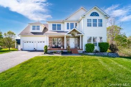 21 Alder Way, Wappingers Falls, NY, 12590-7513 | Card Image