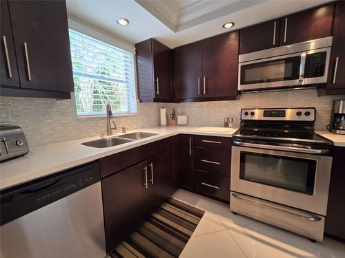 301-6200 Nw 44th St, Lauderhill, FL, 33319-4479 | Card Image