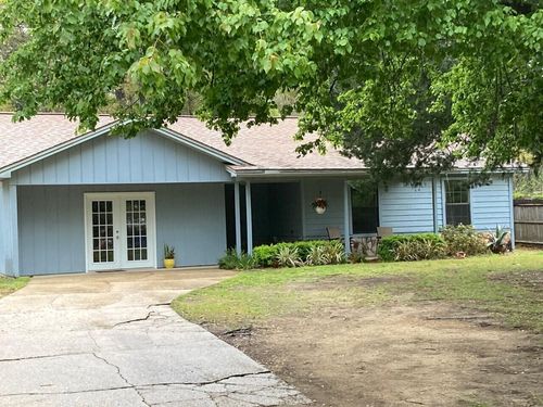 285 Willow Ave, Freeport, FL, 32439-6746 | Card Image