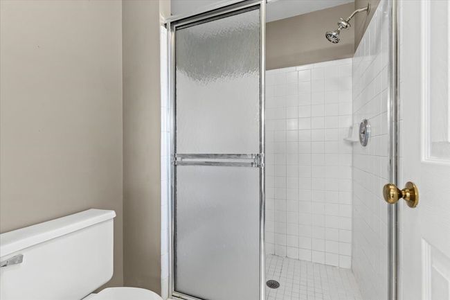 Water closet with shower | Image 15
