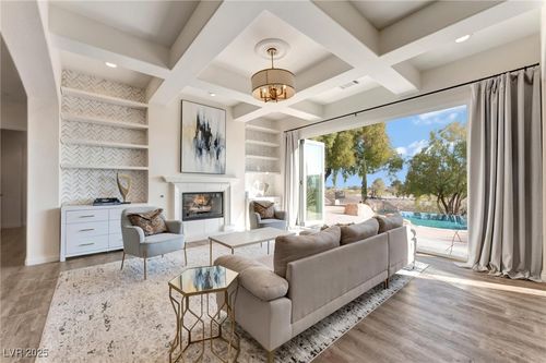 904 Pont Chartrain Dr, Las Vegas, NV, 89145-8650 | Card Image