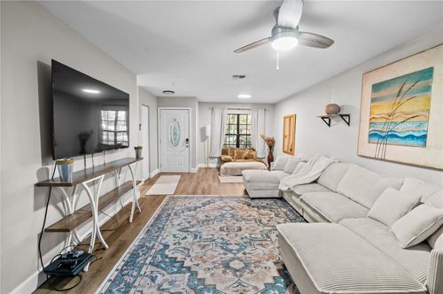 2031 Dover Ct, OLDSMAR, FL, 34677-2528 | Card Image