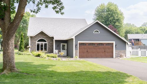 9103 Jasmine Ave S, Cottage Grove, MN, 55016-4025 | Card Image