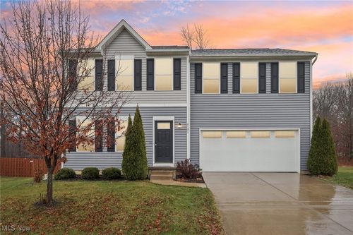 2701 Ivy Trail, Ravenna, OH, 44266 | Card Image