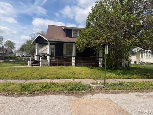 1301 N Charles St, Belleville, IL, 62221-4855 | Card Image