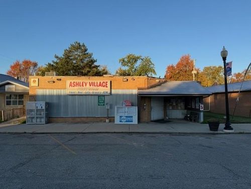 128 S Sterling St, Ashley, MI, 48806-5104 | Card Image