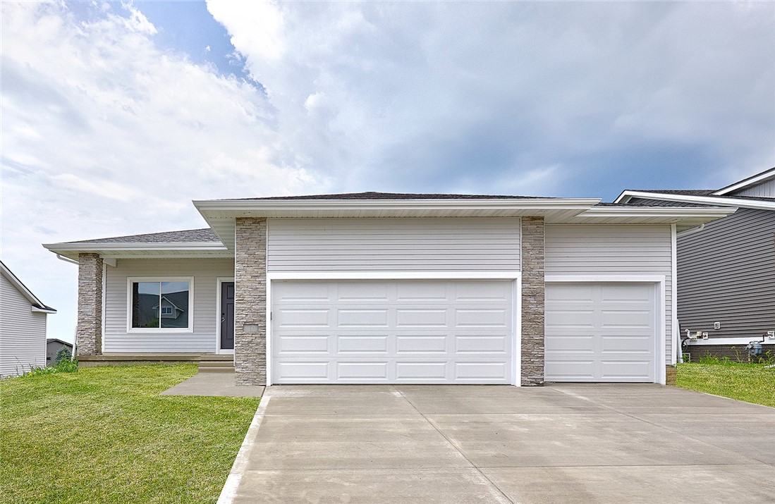 Atticus St, West Des Moines, IA 50266