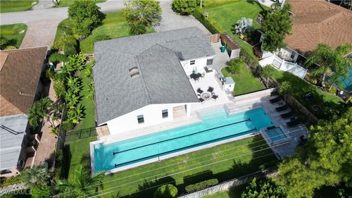 160 Coral Vine Dr, NAPLES, FL, 34110-5718 | Card Image