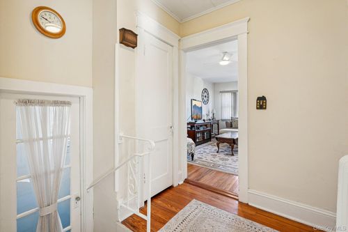 41 Portland Pl, Yonkers, NY, 10703-2205 | Card Image