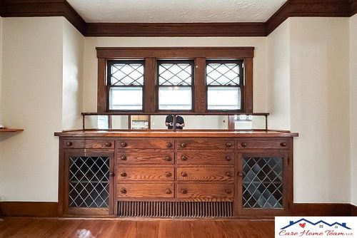 2512 Pinkney St, Omaha, NE, 68111-3239 | Card Image