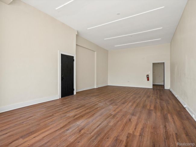 23525 Woodward Ave, Home with 0 bedrooms, 4 bathrooms and 5 parking in Ferndale MI | Image 17
