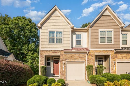 81 Hill Shore Ln, Clayton, NC, 27527-6302 | Card Image