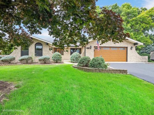10s240 Hampshire Ln W, Willowbrook, IL, 60527-6016 | Card Image