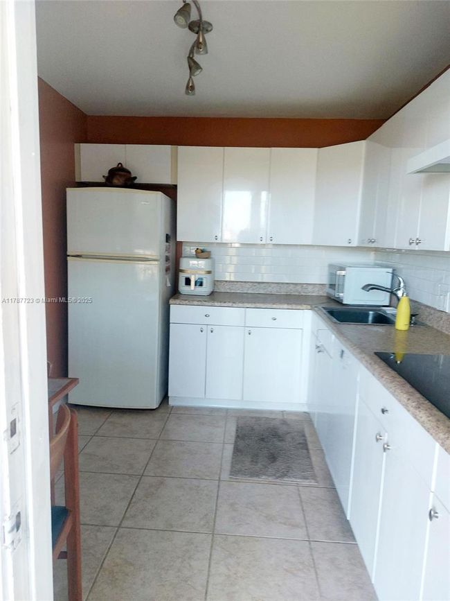 APT-605 - 2801 N Palm Aire Dr, Condo with 1 bedrooms, 1 bathrooms and null parking in Pompano Beach FL | Image 13