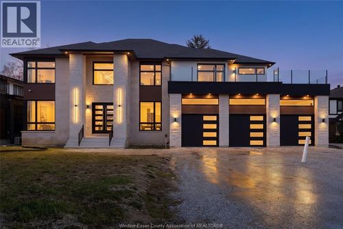 8535 Riverside Dr E, Windsor, ON, N8S1G1 | Card Image