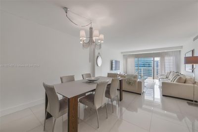 19G - 1950 S Ocean Dr, Condo with 2 bedrooms, 2 bathrooms and null parking in Hallandale Beach FL | Image 2