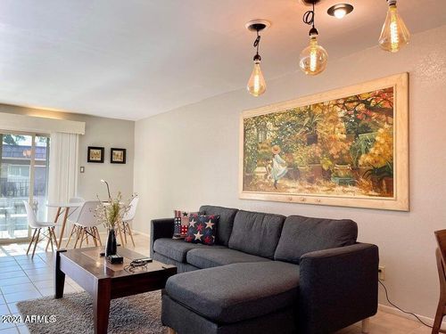 b261-7436 E Chaparral Rd, Scottsdale, AZ, 85250-7166 | Card Image