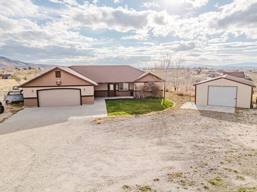 632 Palace Pkwy, Spring Creek, NV, 89815-7207 | Card Image