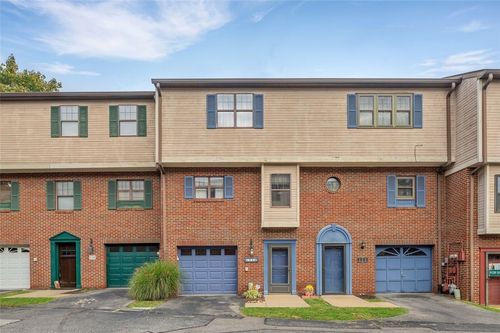 114 Longfellow Ct, Swissvale, PA, 15218 | Card Image