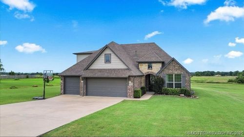 30130 S Maxine Ave, Inola, OK, 74036-6209 | Card Image