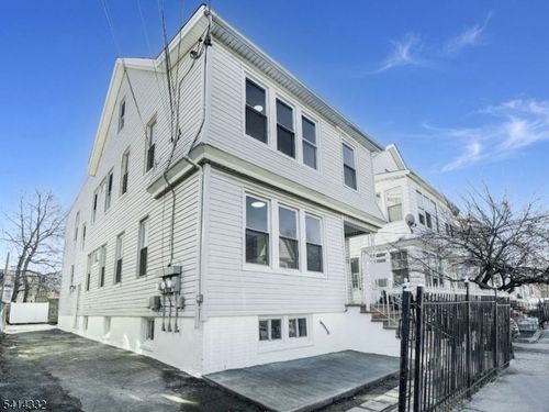 186 Isabella Ave, Irvington, NJ, 07111-2702 | Card Image