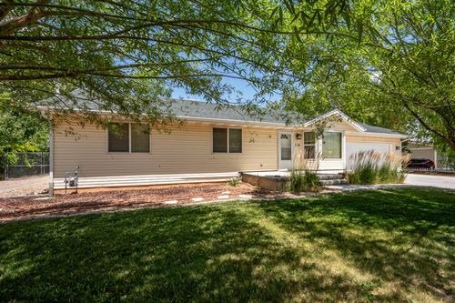 114 Palomino Dr, Enoch, UT, 84721-5450 | Card Image