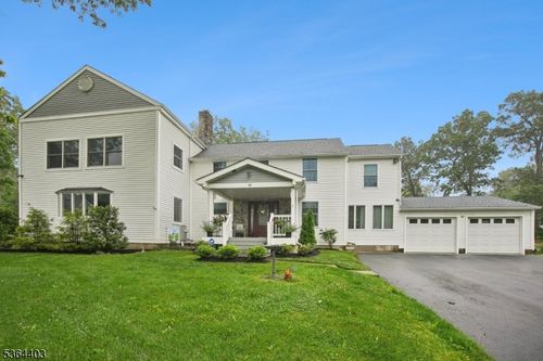 18 Forest Trl, Basking Ridge, NJ, 07920-1505 | Card Image