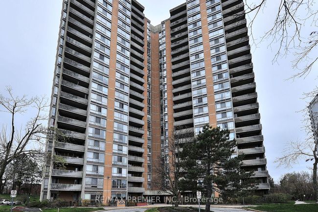 1901 - 10 Martha Eaton Way, Condo with 2 bedrooms, 2 bathrooms and 2 parking in North York ON | Image 3