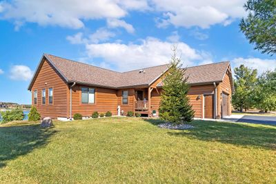 W5642 Island Lake Drive, House other with 5 bedrooms, 3 bathrooms and null parking in Germantown WI | Image 3