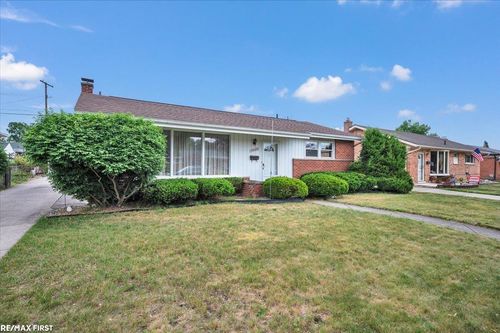35488 Hathaway Street, Livonia, MI, 48150 | Card Image