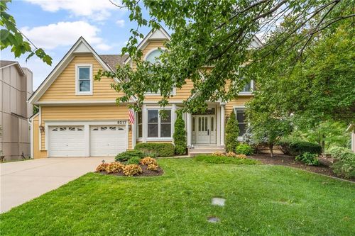 8217 W 146th Ter, Overland Park, KS, 66223-2189 | Card Image