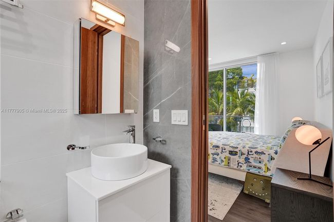 201 Buttonwood Dr, House other with 5 bedrooms, 7 bathrooms and null parking in Key Biscayne FL | Image 62