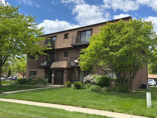 3s-1578 Liberty Dr, Glendale Heights, IL, 60139-2943 | Card Image