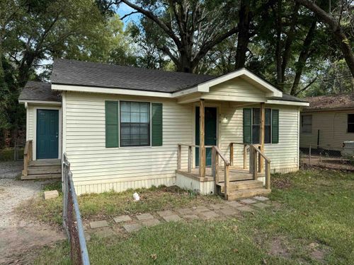 310 Birdie Pl, Longview, TX, 75604-3906 | Card Image