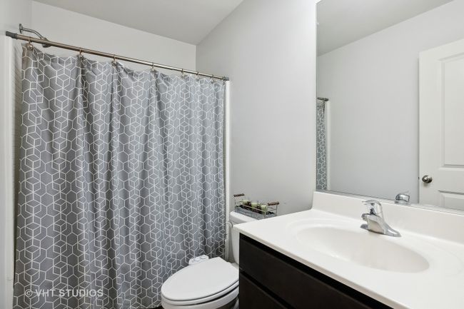 576 Spring Leaf Dr, Townhouse with 3 bedrooms, 2 bathrooms and 2 parking in Joliet IL | Image 10